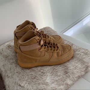 Nike Air Force 1 High LV8 GS ‘Flax’
